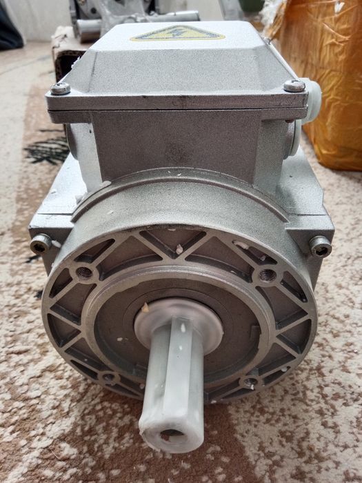 Червячный Мотор, редуктор в комплекте.