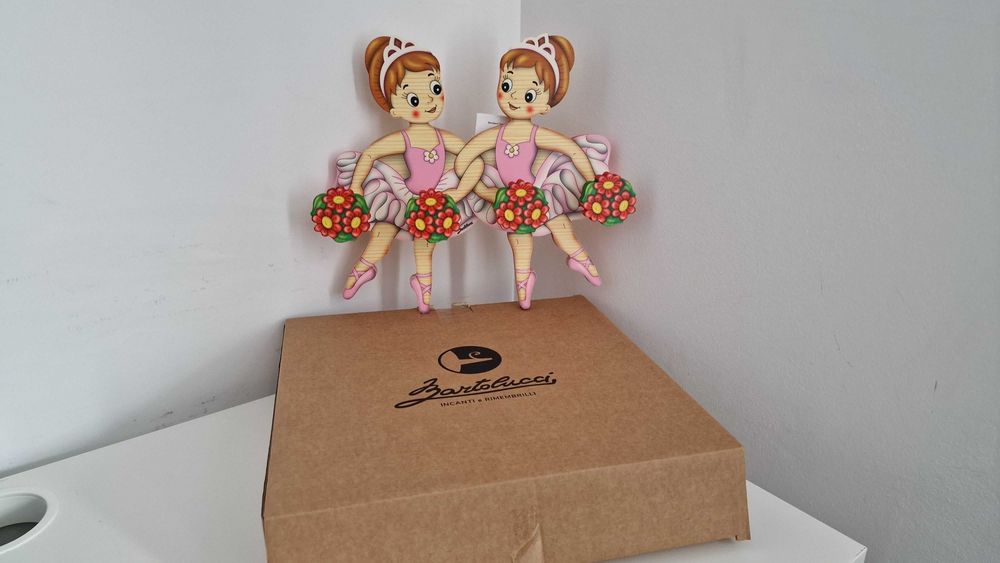 Cuier pentru copii, balerine, gargarite, albinute, catel si pisica