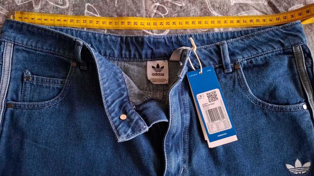 Дамски джинсов панталон Adidas