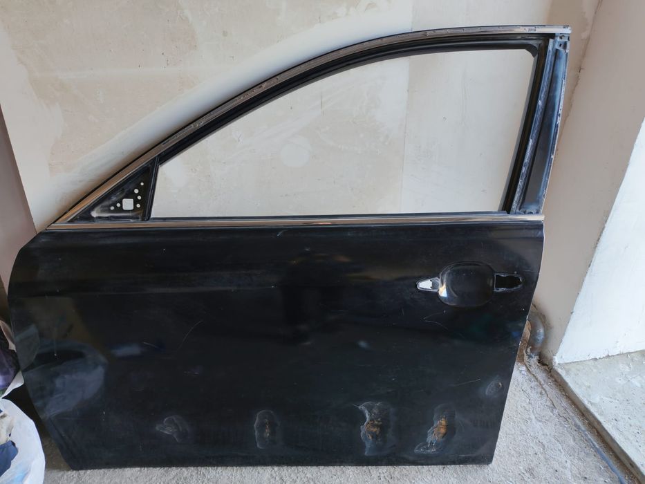 Левый дверь от 40.