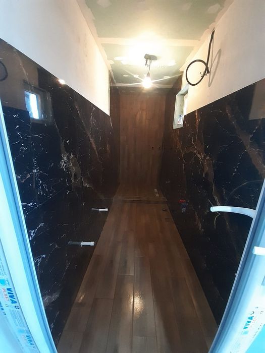 Execut lucrări de finisaje interioare