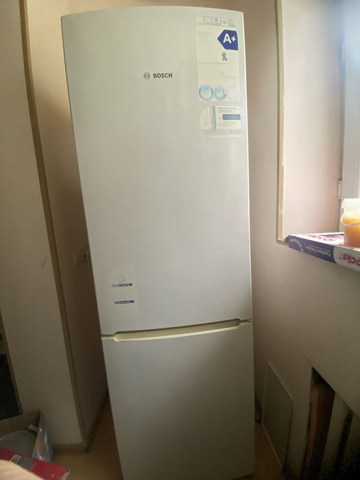 Продам холодильник bosch