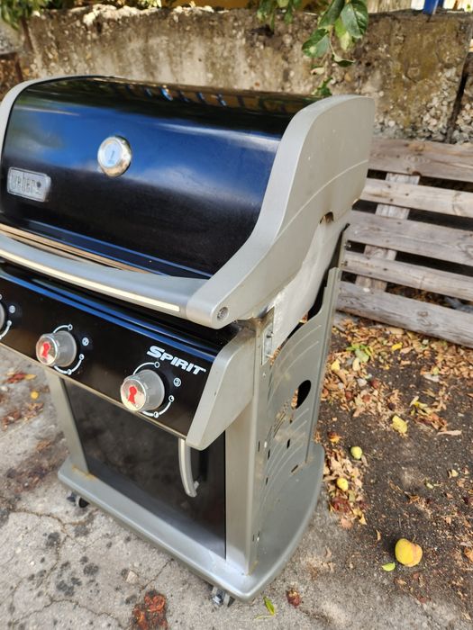 Газово барбекю Weber