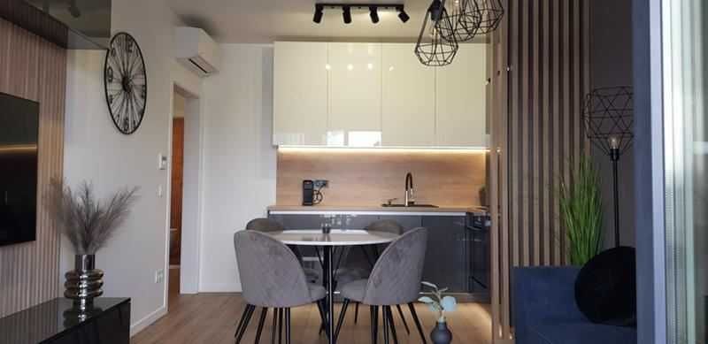 Дава се под наем Двустаен апартамент в София, Лозенец - 80 кв.м за 510 € - Снимка #3