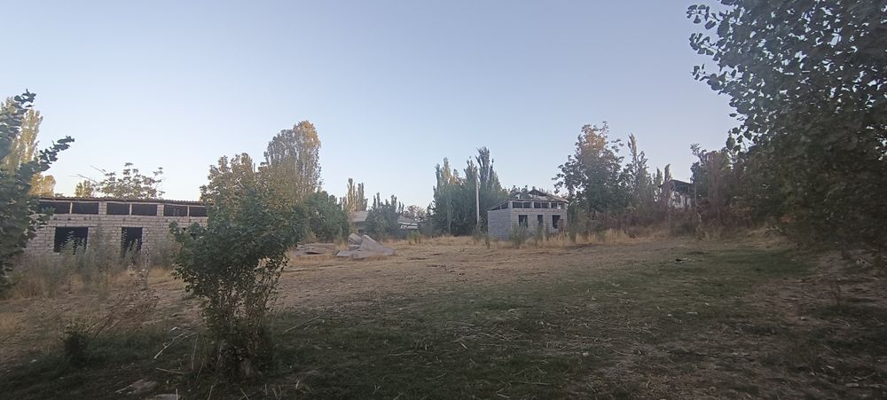 20 sotix yer sotiladi,Toshkent viloyati, Yuqorichirchiq tumani,Jambul