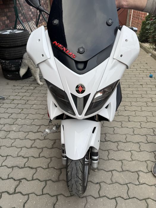 Vind  scuter  Gilera  Nexus  500