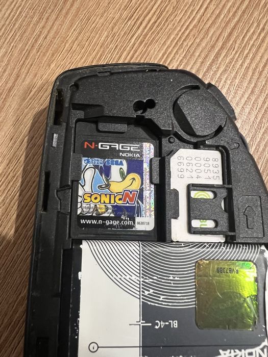 Телефон Nokia N-Gage