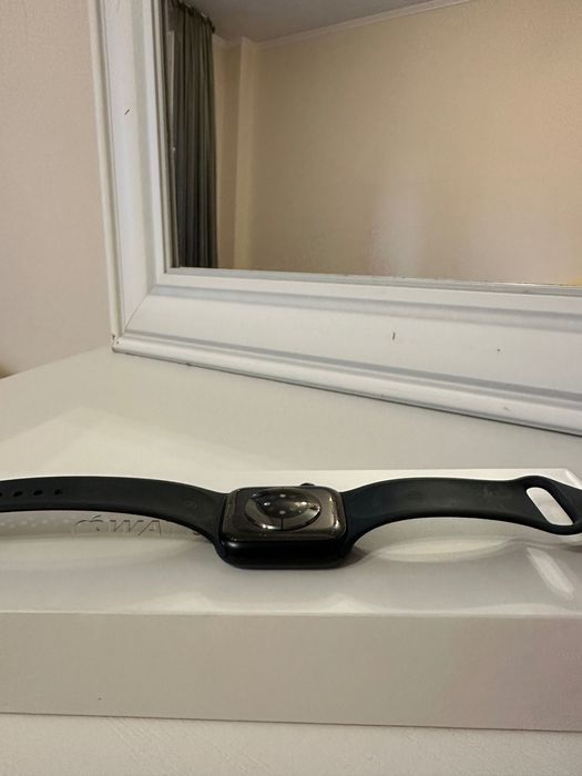 Продаю Apple Watch 7