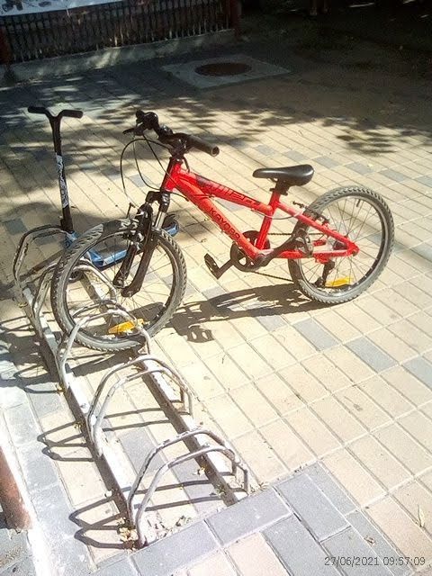 Vând bicicleta in stare buna