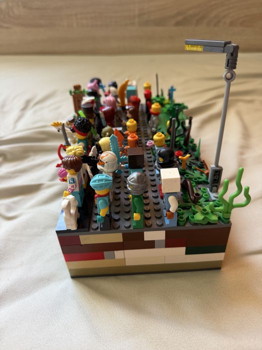 Lego фигурки,части и аксесуари