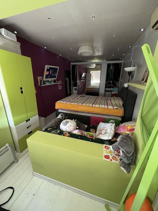 Четиристаен апартамент в ж.к. Дървеница! Напълно обзаведен!