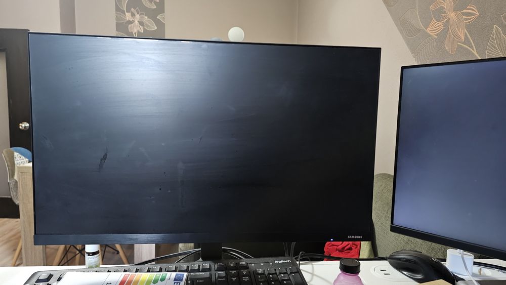 SAMSUNG  24"монитор