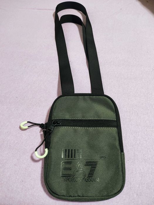 Мъжка чанта през рамо.Armani