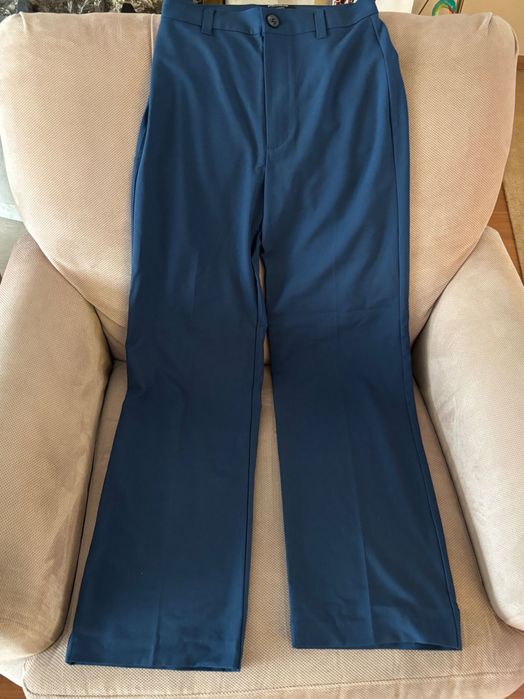 Панталон, не е носен, елегантен, подходящ за всякакви поводи