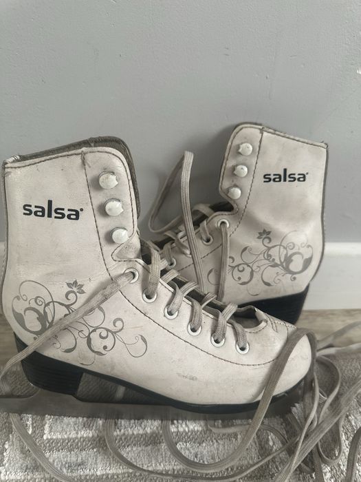 Продам коньки для девочки