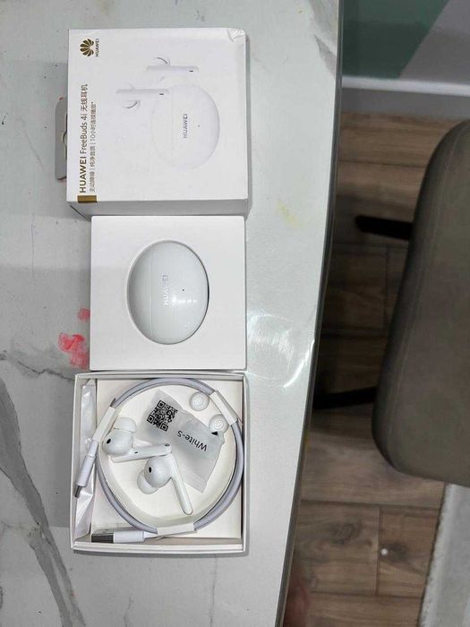 Huawei Freebuds 4i