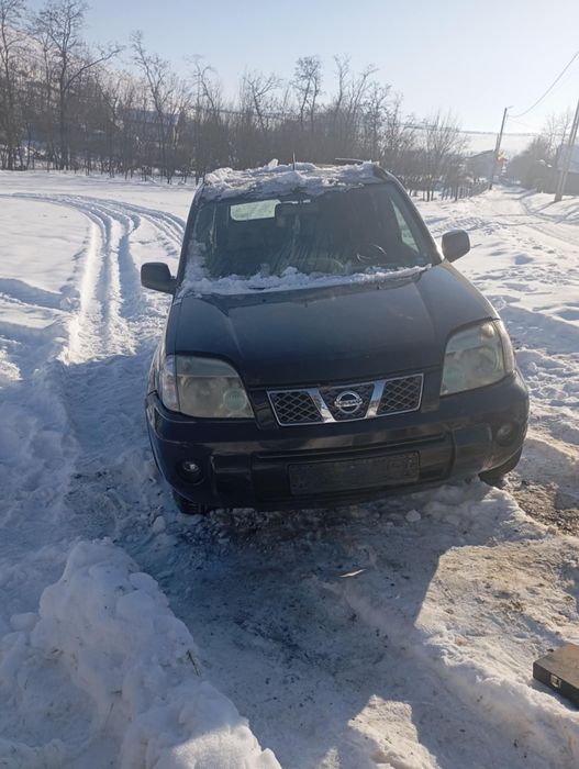 Vind sau dezmembrez Nissan xtrail