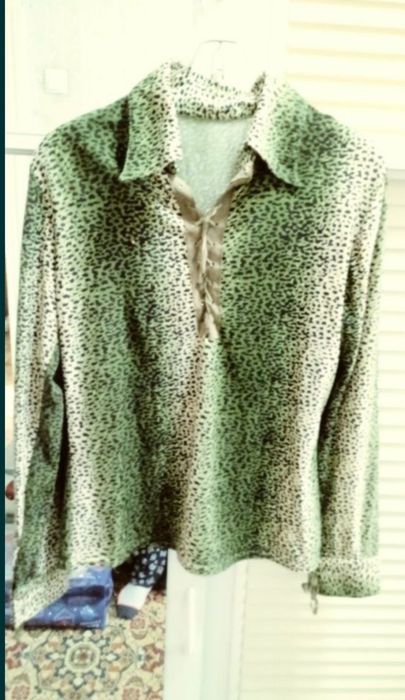 Кофты, водолазки, джемпера, батник очень красивые