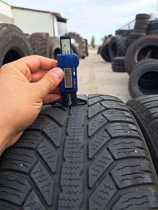 Anvelope de iarna 205-60r16 Semperit