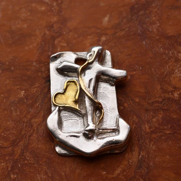 Сребърен медальон 925 „Вяра, Надежда и Любов“ със златни акценти