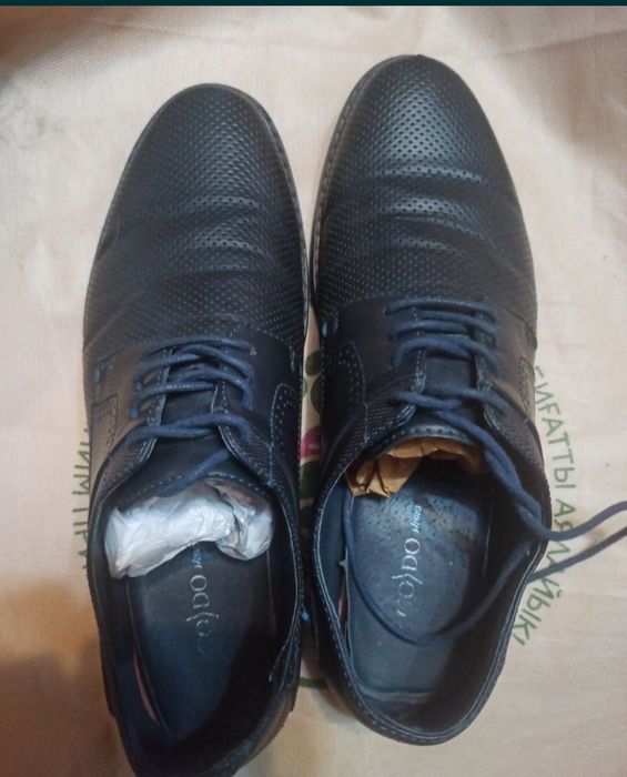 Продам обувь б,/у