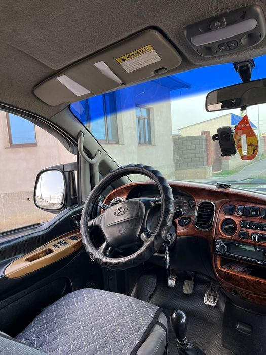 Hunday Starex 2003.  Куб  2.5 .