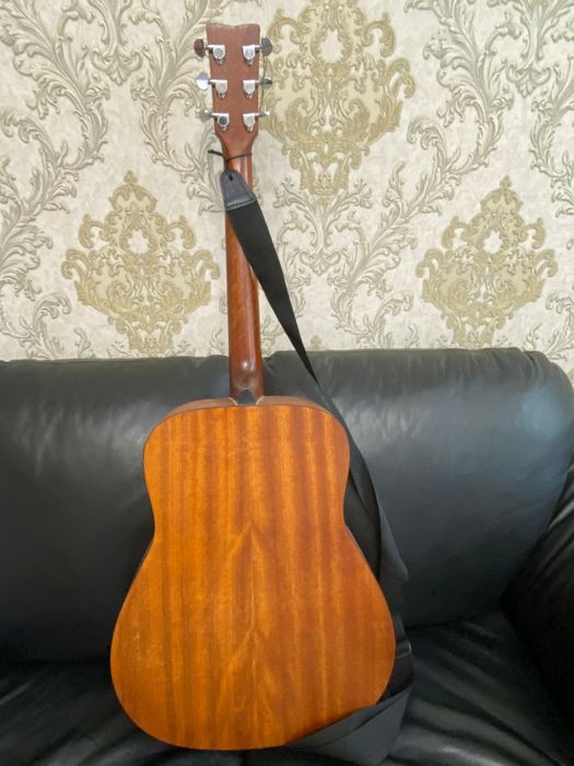 Yamaha fg800 + чехол.