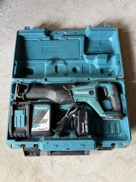 Makita DJR186 саблен трион