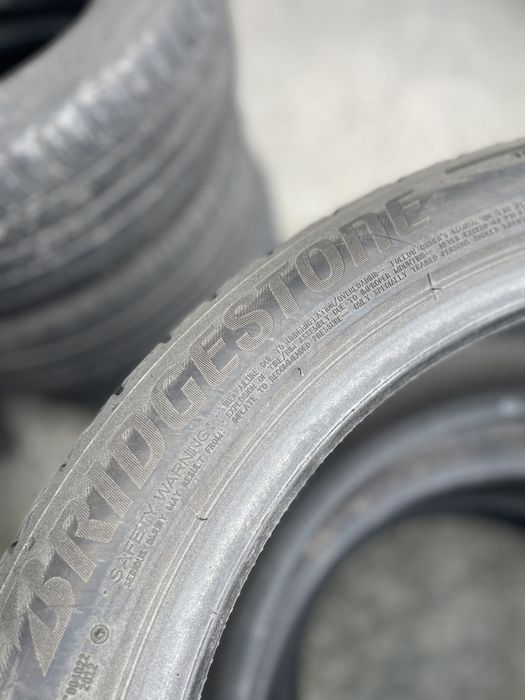 2x 275 40 20 Bridgestone Alenza 001