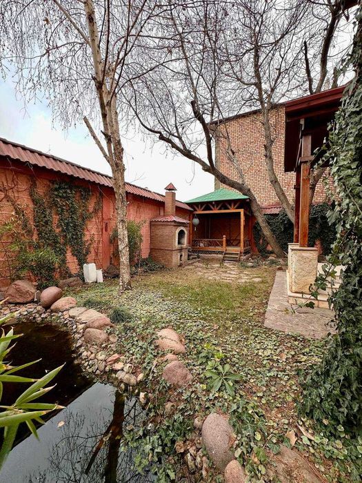 Дом 8 комнат на Карасу 6 Авайхон