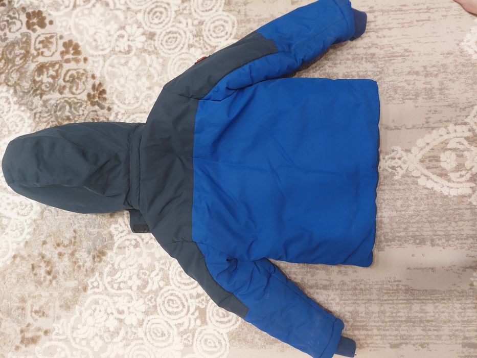 Продам детский зимний комбинезон