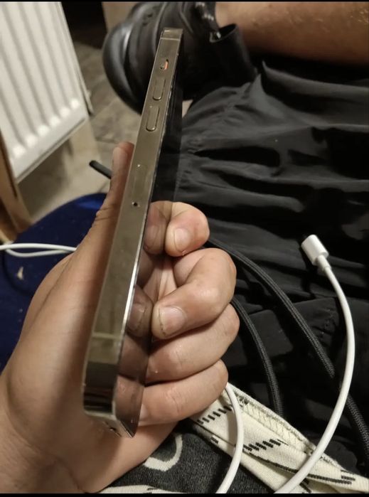 Iphone 14 pro glod