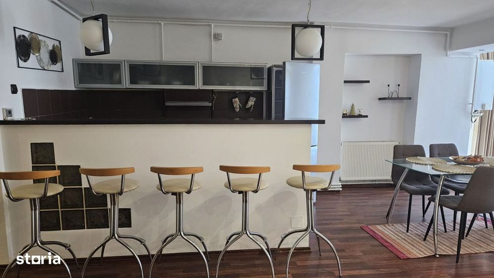 Apartament 3 camere de inchiriat | Faleza Nord