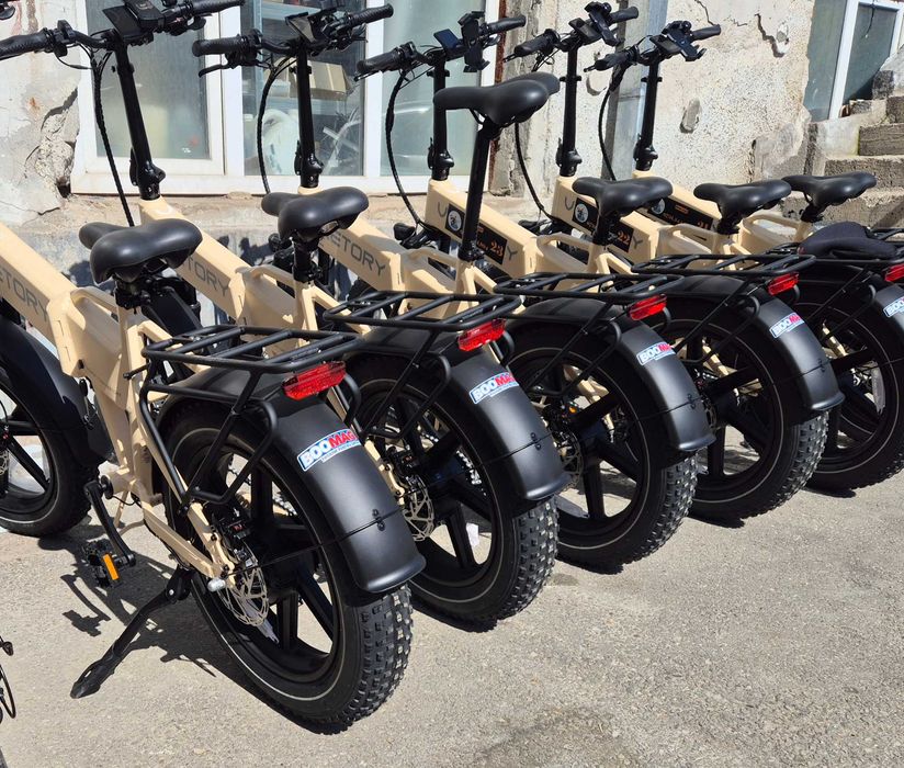 Vand flota de 22 scutere pe benzina fara permis - si 30 biciclete electrice