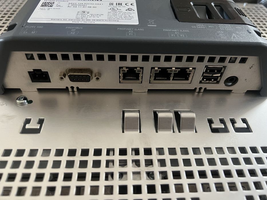 Панель оператора серии Comfort Simatic HMI TP1500
