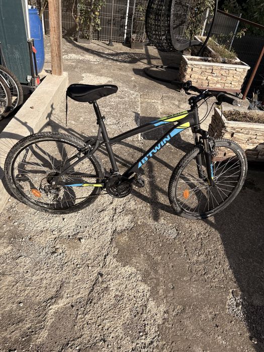 Bicicletă MTB BTWIN Rockrider – 26” – stare bună