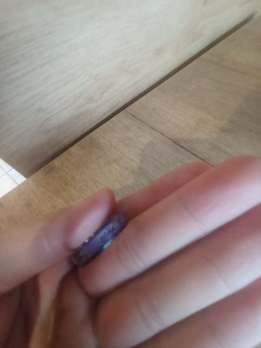 Hamelon uzuk rangi oʻzgaradi noyob uzuk