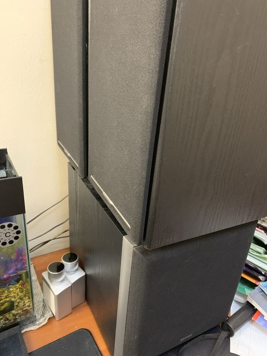 2 kolonka va subwoofer yangi ishlatilmagan