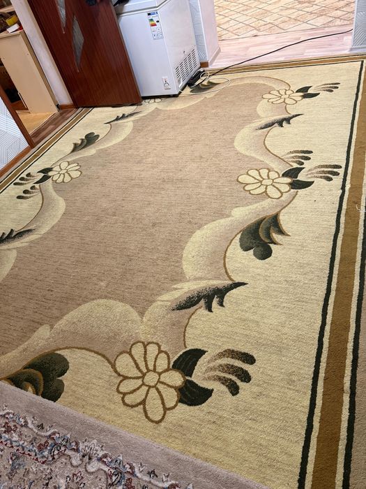 Продам ковер шерстяной