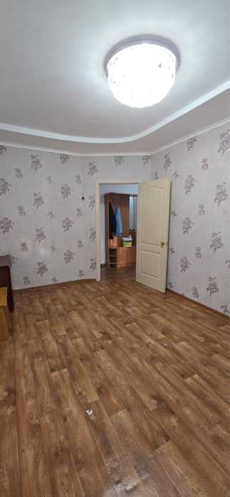 Продам 2 ком кв 45 м2 в районе 20 школы