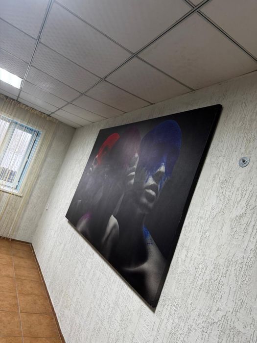 Продам диваны, столы для кафе ресторанов.