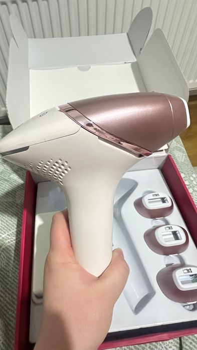 Philips Lumenia Series 9900