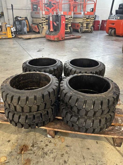 Anvelope pline Solideal 18x6x12 1/8