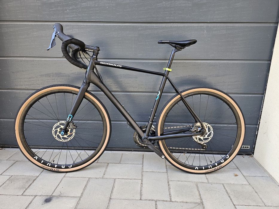 Bicicleta Gravel Serious large Nouă