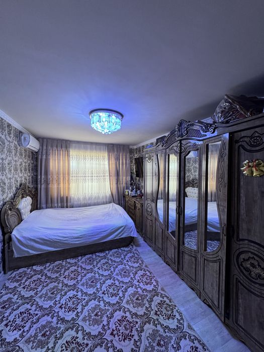 Срочно квартира сотилади