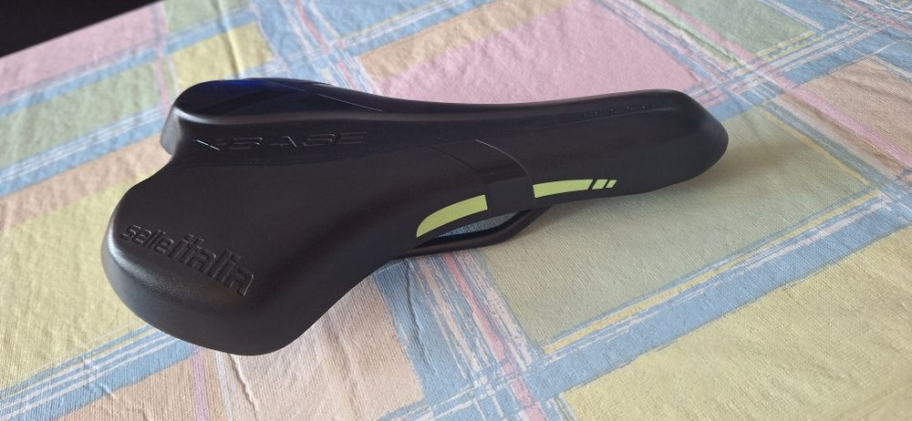 Огледало, светлоотразители, седалки и ръкохватки за велосипед