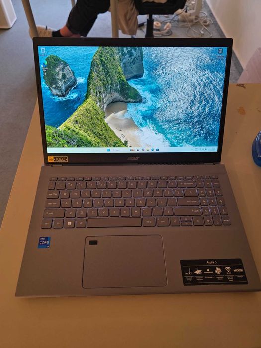 Acer A515 i7 12650H 24GB Ram 1 Tb SSD grad, ca nou