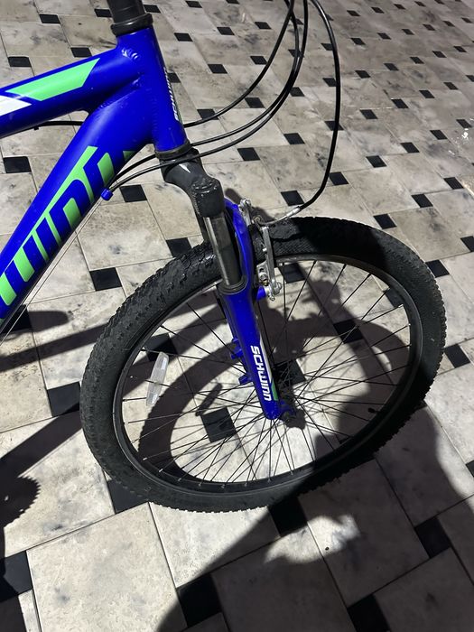 Срочно продаю Schwinn mesa 2..
