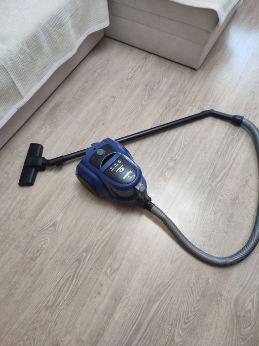 Продам пылесос Samsung