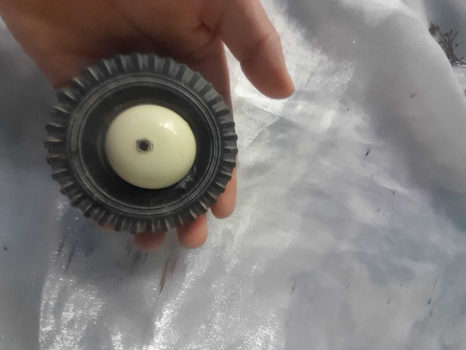 750.000 moshina 4x4